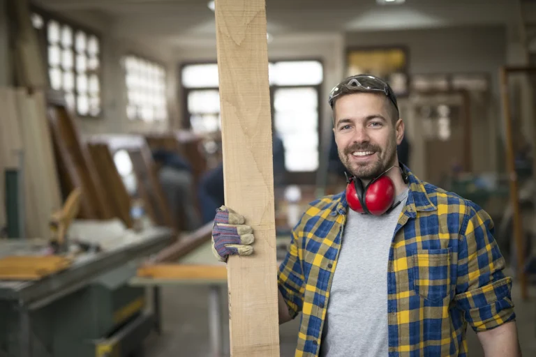 Commercial Carpenter
